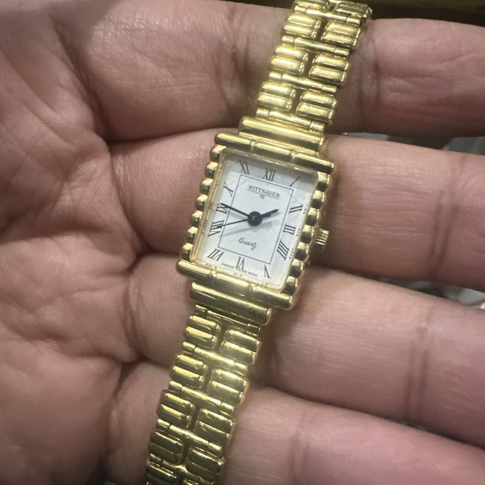 Vintage Wittnauer Womens Gold Tone Stainless Steel Quartz Watch Roman Dial 17mm